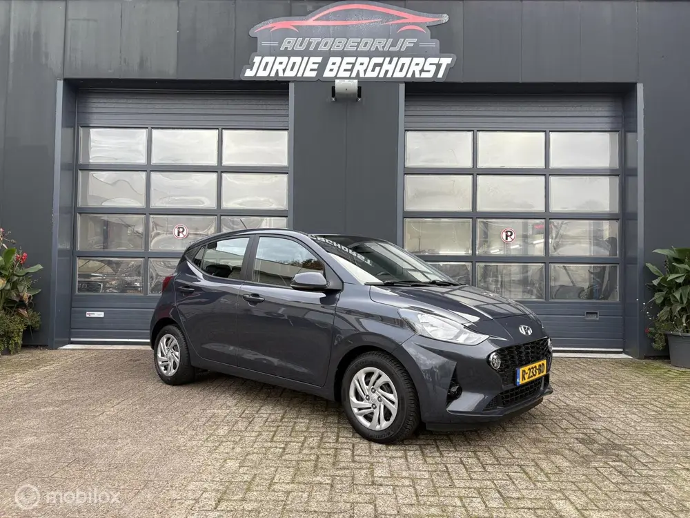 Hyundai I10 1.0 Comfort Automaat uit 2022, foto 3