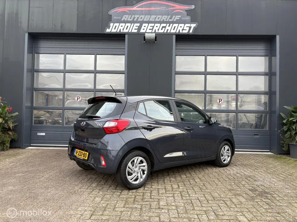 Hyundai I10 1.0 Comfort Automaat uit 2022, foto 4