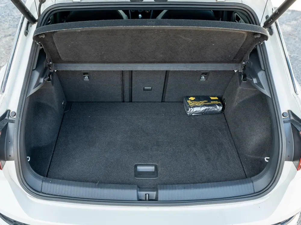 Volkswagen T-Roc 1.5 TSI R-line | Keyless | Climate | Elektr uit 2022, foto 12