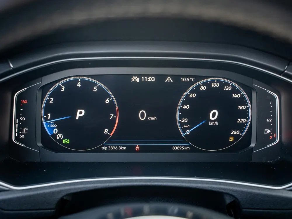 Volkswagen T-Roc 1.5 TSI R-line | Keyless | Climate | Elektr uit 2022, foto 8