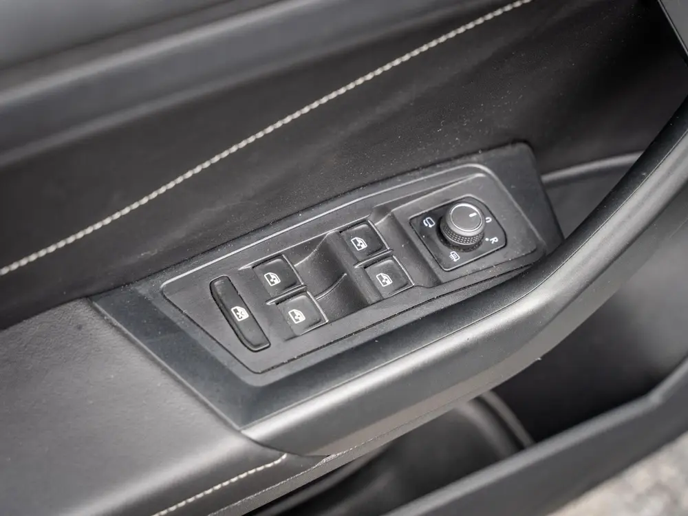 Volkswagen T-Roc 1.0 TSI Style | IQ Light | Ergo Active | Pr uit 2023, foto 17
