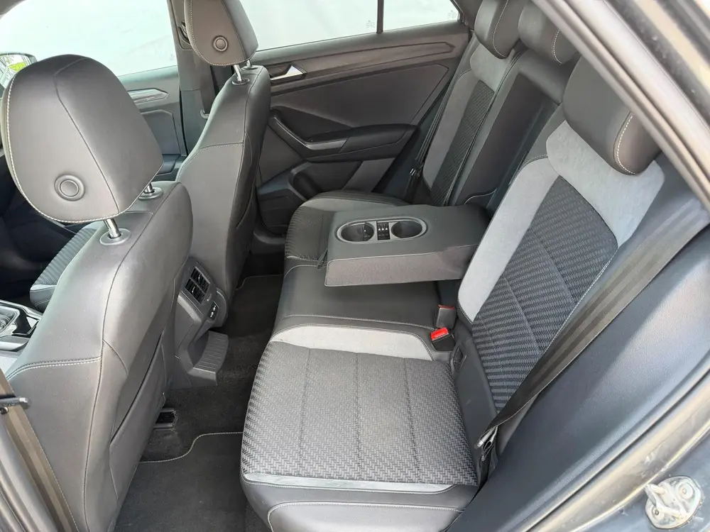 Volkswagen T-Roc 1.5 TSI Sport Business R | Camera | ACC | C uit 2021, foto 6