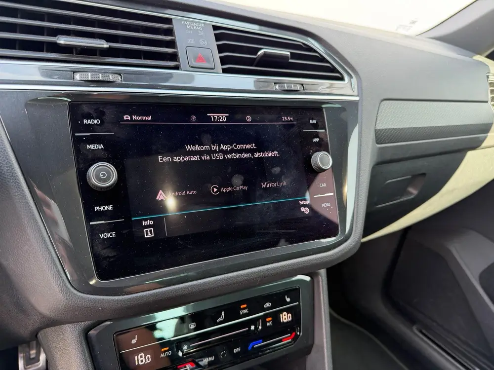 Volkswagen Tiguan 1.5 TSI R-Line Business+ | Pano | IQ Light uit 2021, foto 10
