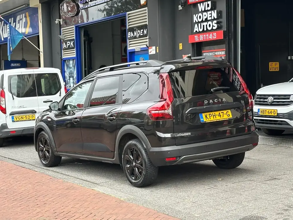 Dacia Jogger 1.0 TCe 110 Expression 7 Pers Navi Camera Carpl uit 2022, foto 2