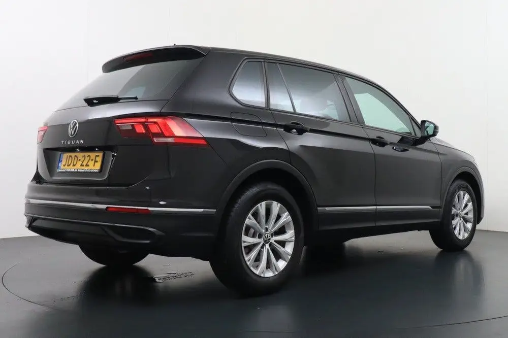 Volkswagen Tiguan 1.5 TSI LIFE Business-Line 1 Ste Eigenaar uit 2022, foto 5