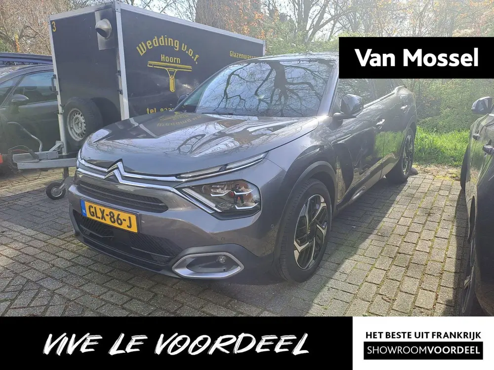 Citroën C4 Citroen C4 1.2 Hybrid 136 Max FULL OPTION uit 2024