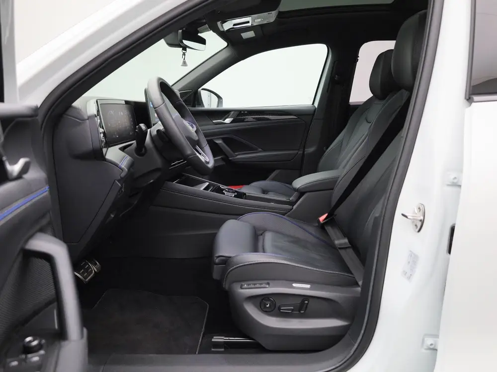 Volkswagen Tiguan 1.5 eHybrid R-Line Edition 272 PK | SoH 10 uit 2025, foto 11