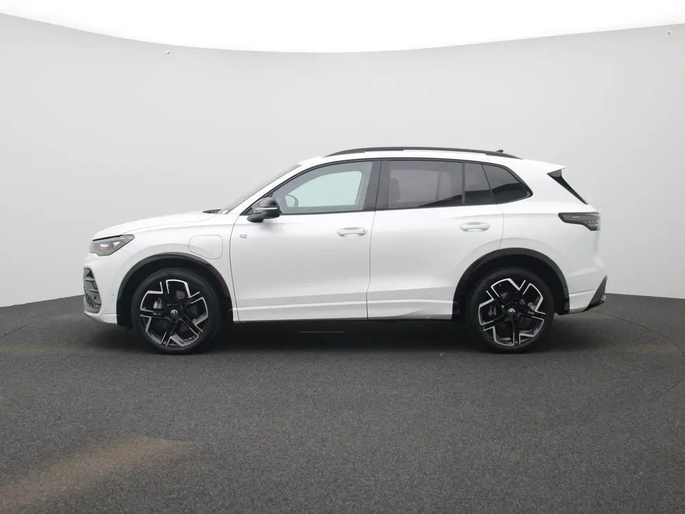 Volkswagen Tiguan 1.5 eHybrid R-Line Edition 272 PK | SoH 10 uit 2025, foto 4