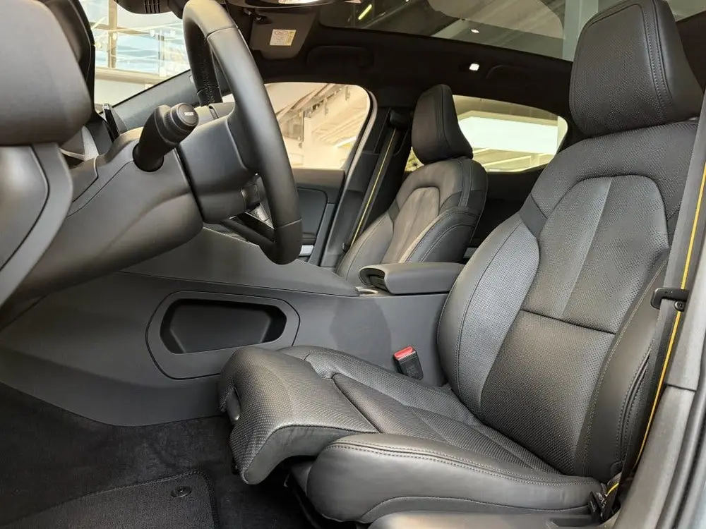 Polestar 2 Long Range Dual Motor uit 2025, foto 6