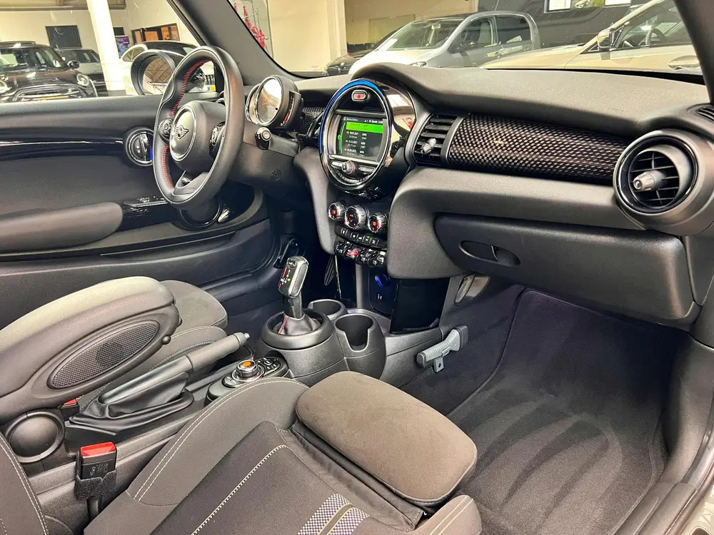 Mini Cooper S 2.0 Cooper S Knightsbridge Edition uit 2019, foto 10