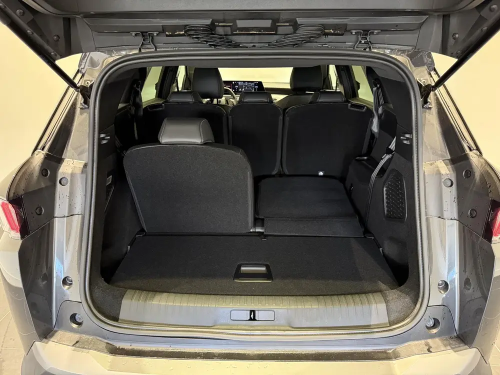 Peugeot 5008 1.6 Plug-in Hybrid 195 Allure 7p l 360 Cam uit 2026, foto 11