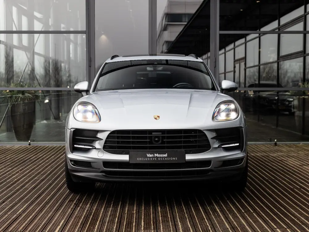 Porsche Macan 2.0 | PASM LUCHTVERING | PANORAMA/SCHUIF-KANTE uit 2019, foto 2