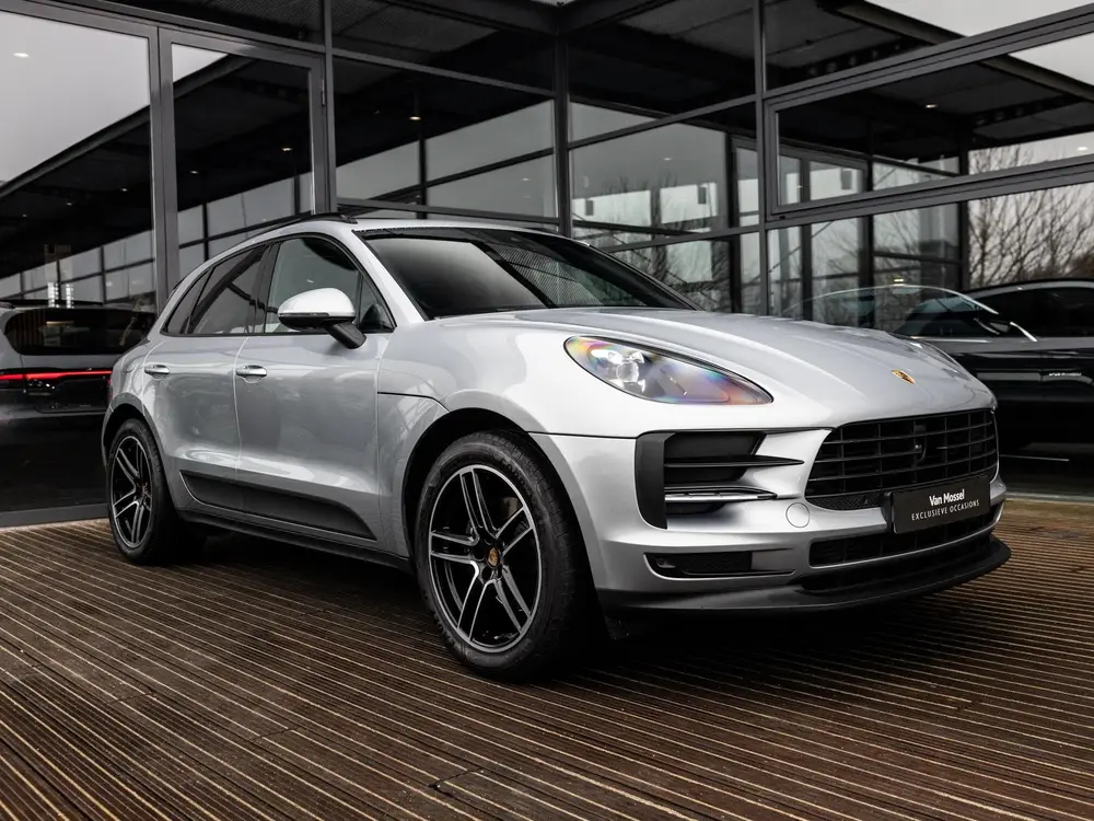 Porsche Macan 2.0 | PASM LUCHTVERING | PANORAMA/SCHUIF-KANTE uit 2019, foto 3