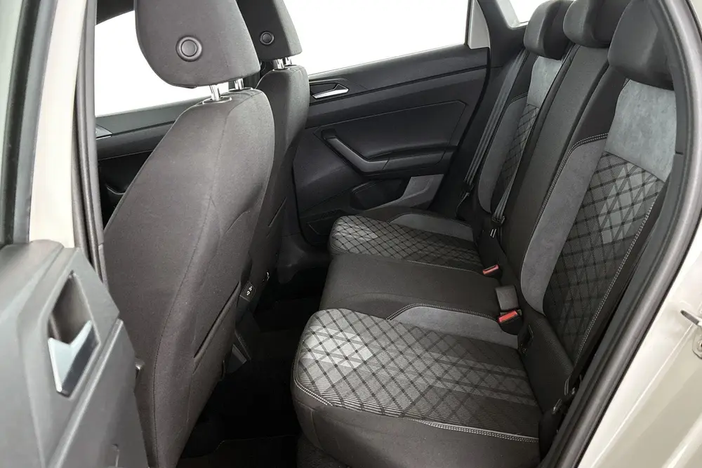 Volkswagen Taigo 1.5 TSI R-Line Business DSG Automaat Stoelv uit 2024, foto 8