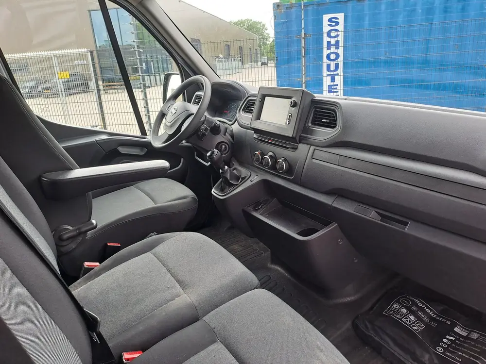 Nissan Interstar 2.3 dCi L2H2 N-Connecta uit 2022, foto 12