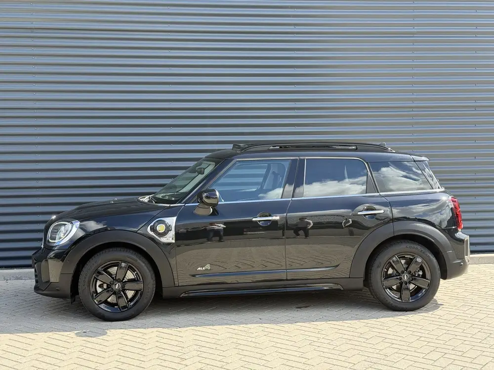 Mini Countryman 2.0 Cooper SE ALL4 Pano uit 2022, foto 4