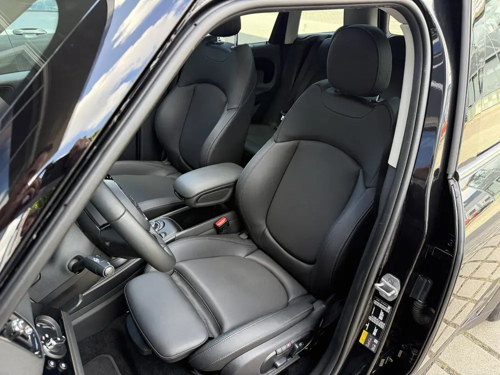 Mini Countryman 2.0 Cooper SE ALL4 Pano uit 2022, foto 9