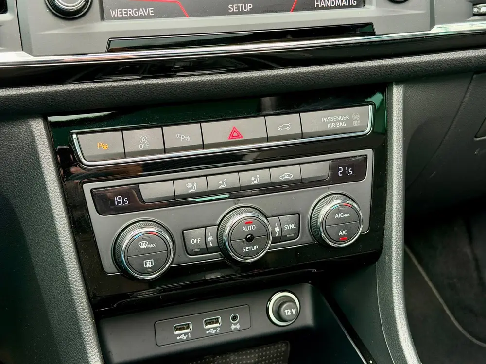 SEAT Ateca 1.5 TSI Xcellence Business Intense Trekhk Pano NA uit 2019, foto 15