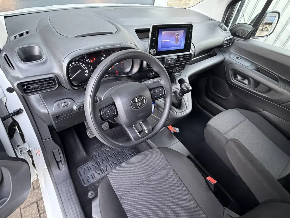 Toyota Proace City 1.5 D-4D 102PK Euro 6 Live Cruise control uit 2022, foto 2