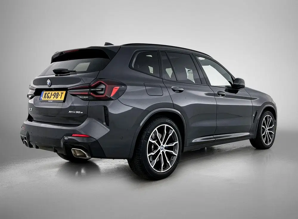 BMW X3 xDrive30e High Executive uit 2023, foto 4