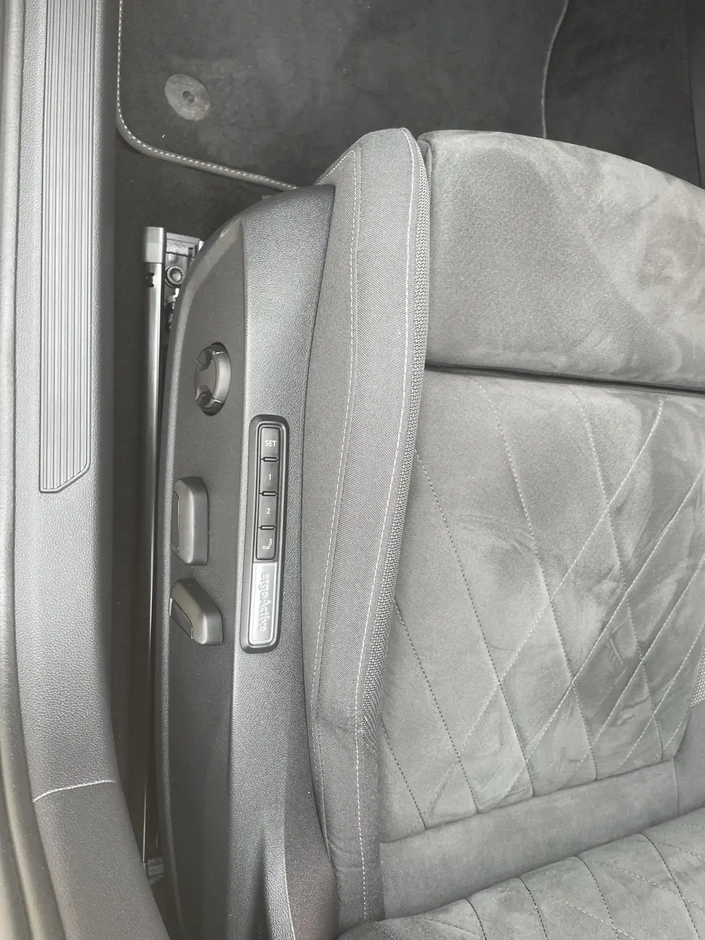 Volkswagen Golf Variant 1.5 eTSI 150pk DSG Style Navigatie A uit 2021, foto 16