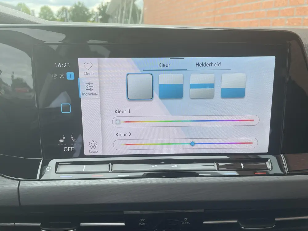 Volkswagen Golf Variant 1.5 eTSI 150pk DSG Style Navigatie A uit 2021, foto 3