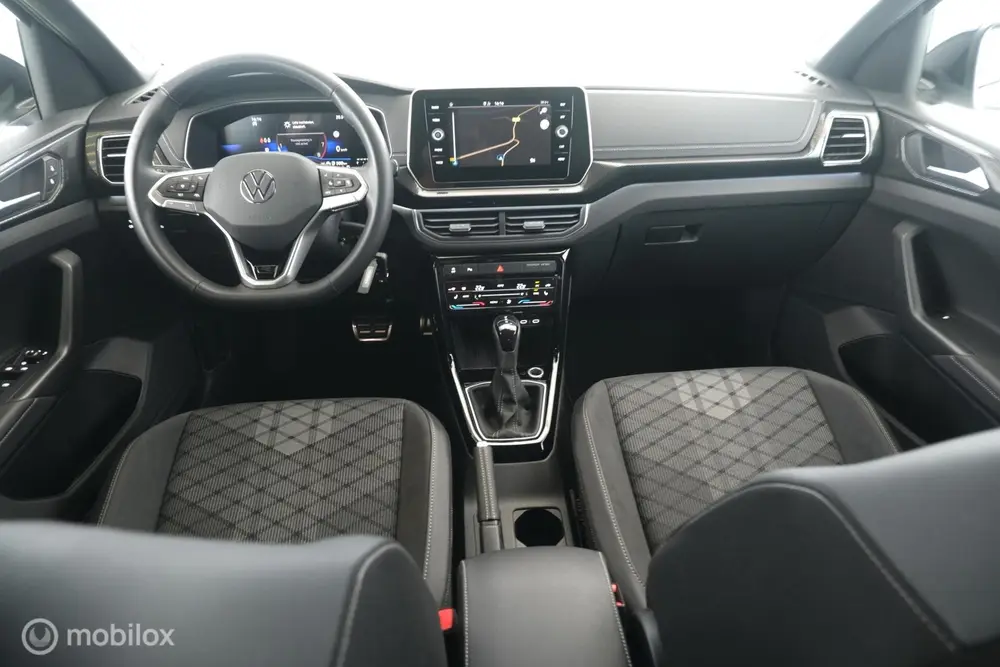 Volkswagen T-Cross 1.5 TSI R-Line Business trekhaak|IQled|st uit 2025, foto 10