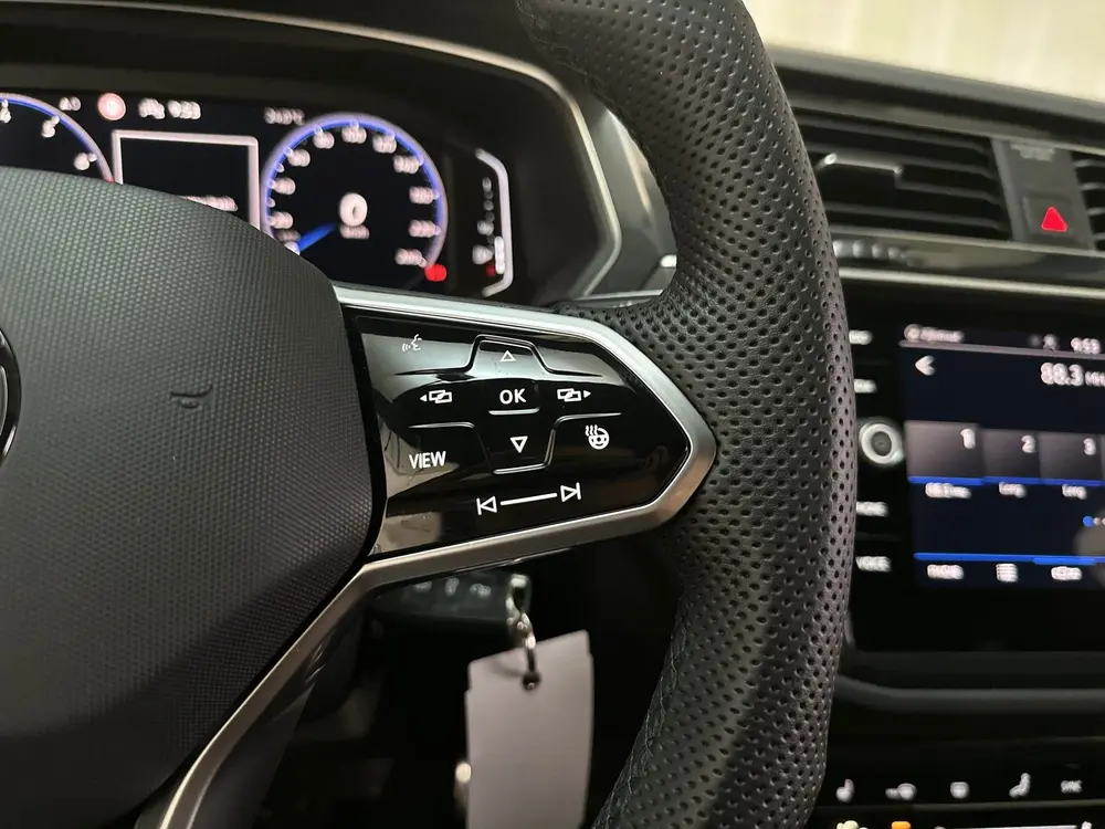 Volkswagen Tiguan 1.5 TSI R-Line Business+ LED Camera Stoelv uit 2021, foto 20