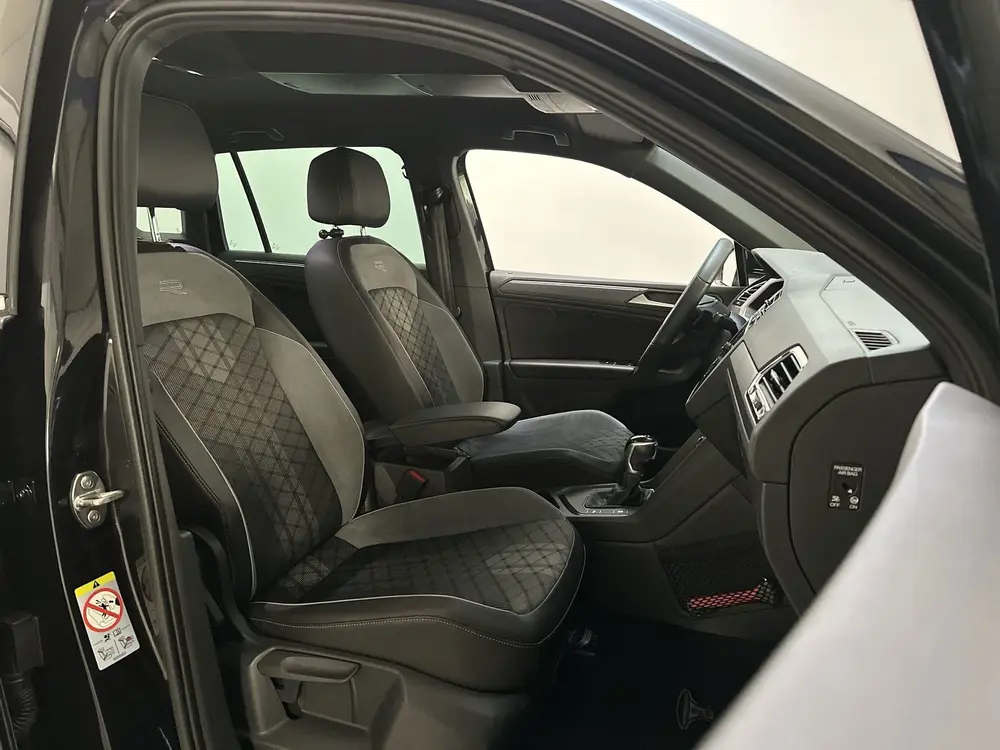 Volkswagen Tiguan 1.5 TSI R-Line Business+ LED Camera Stoelv uit 2021, foto 5