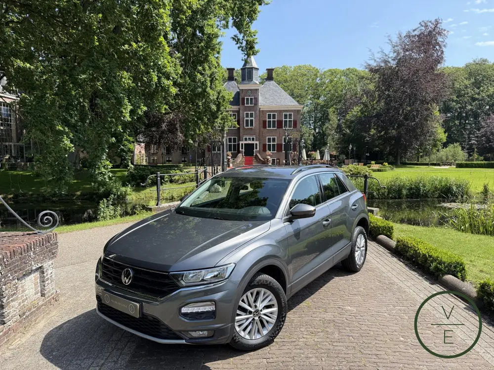 Volkswagen T-Roc 1.5 TSI Style | Camera | Keyless | uit 2020