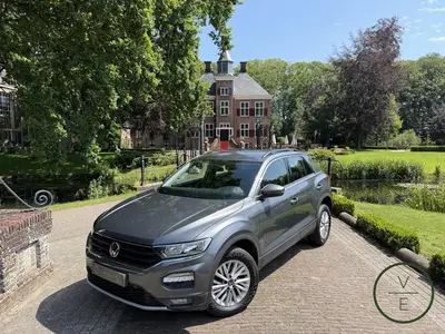 Volkswagen T-Roc 1.5 TSI Style | Camera | Keyless | uit 2020
