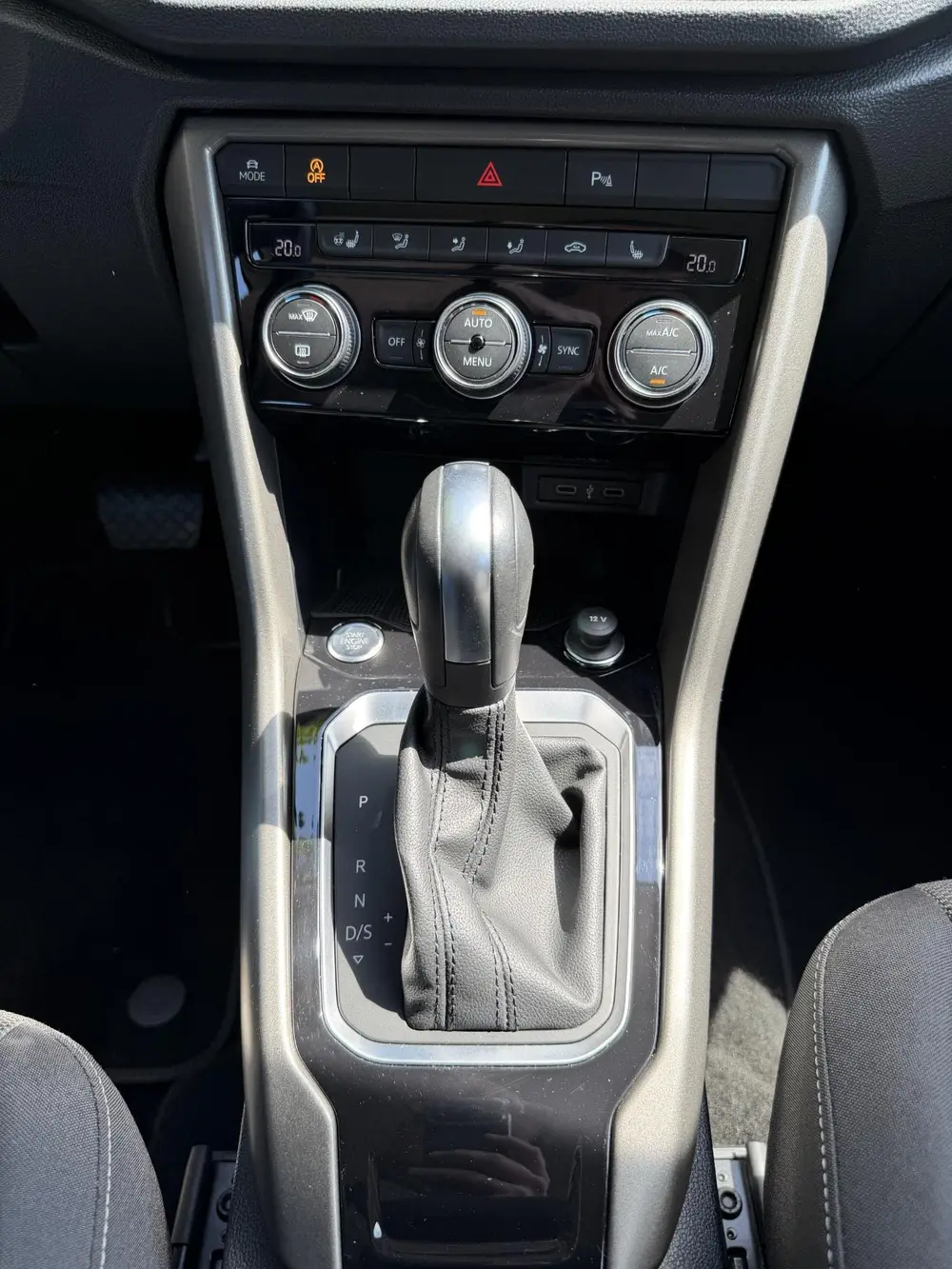 Volkswagen T-Roc 1.5 TSI Style | Camera | Keyless | uit 2020, foto 19