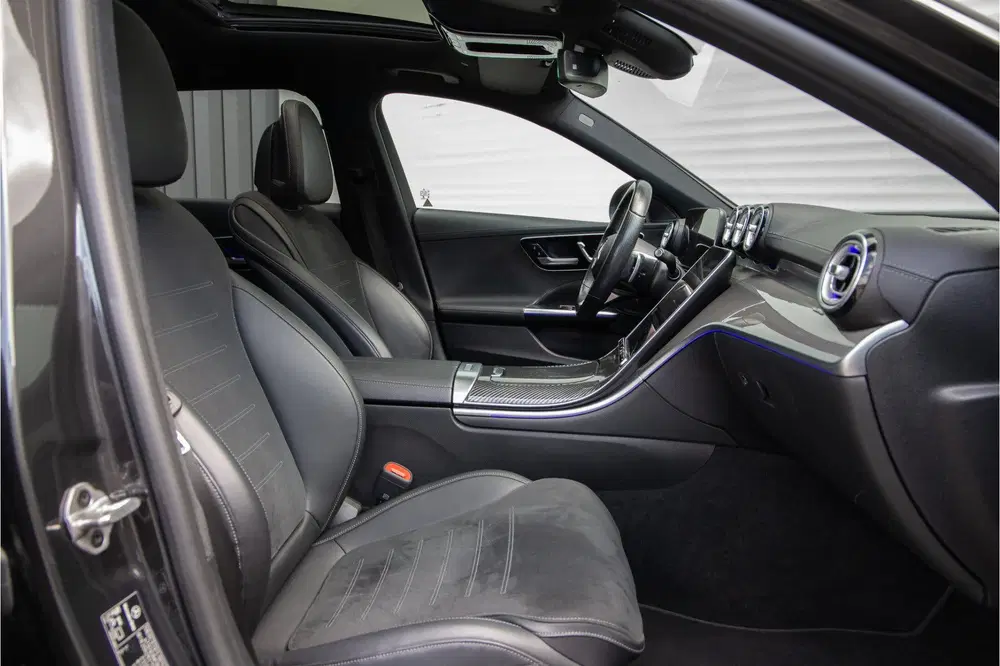 Mercedes-Benz C-Klasse 200 AMG Premium uit 2021, foto 9