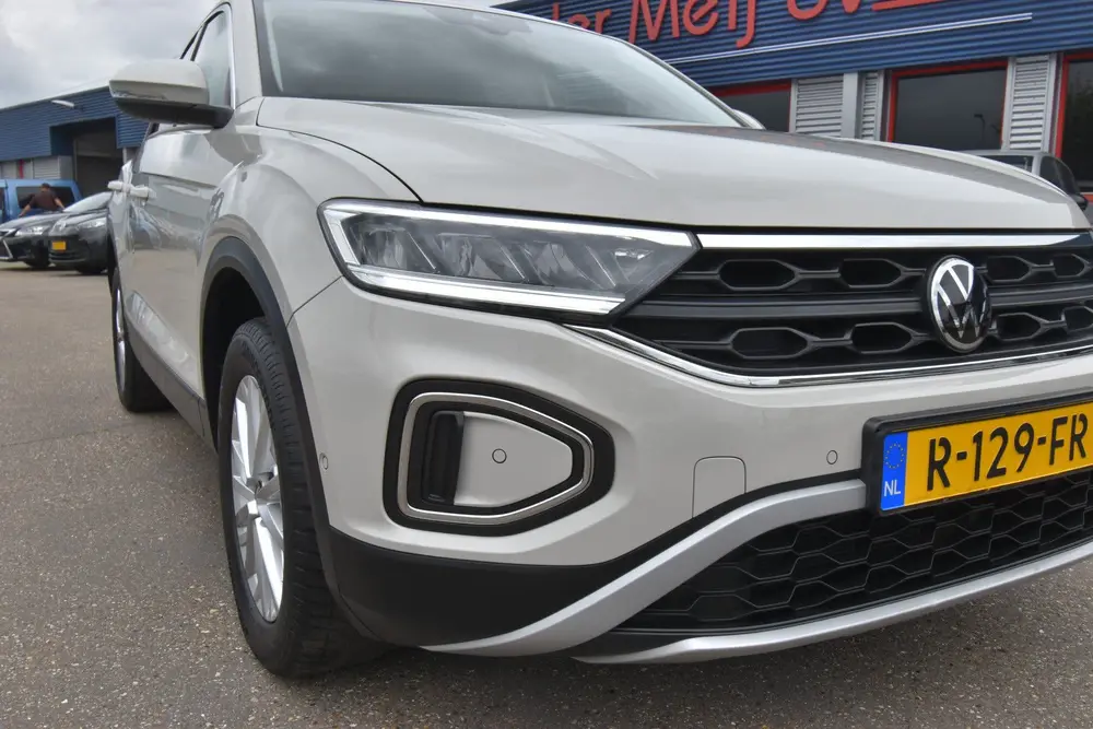 Volkswagen T-Roc 1.5 TSI Life 75 Edition , VIRTUAL COCKPIT uit 2022, foto 4