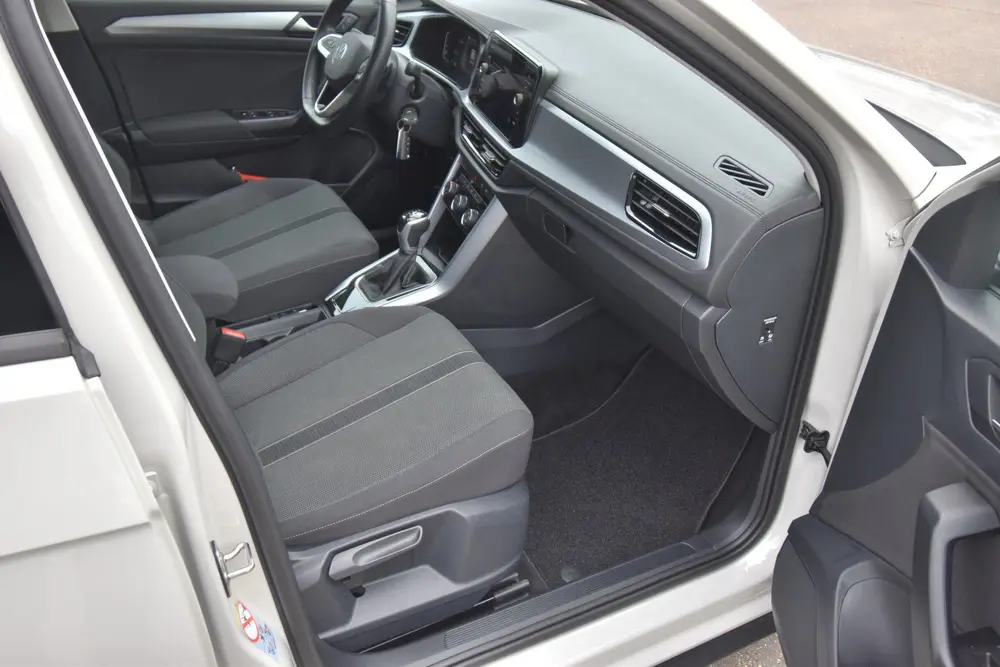 Volkswagen T-Roc 1.5 TSI Life 75 Edition , VIRTUAL COCKPIT uit 2022, foto 9
