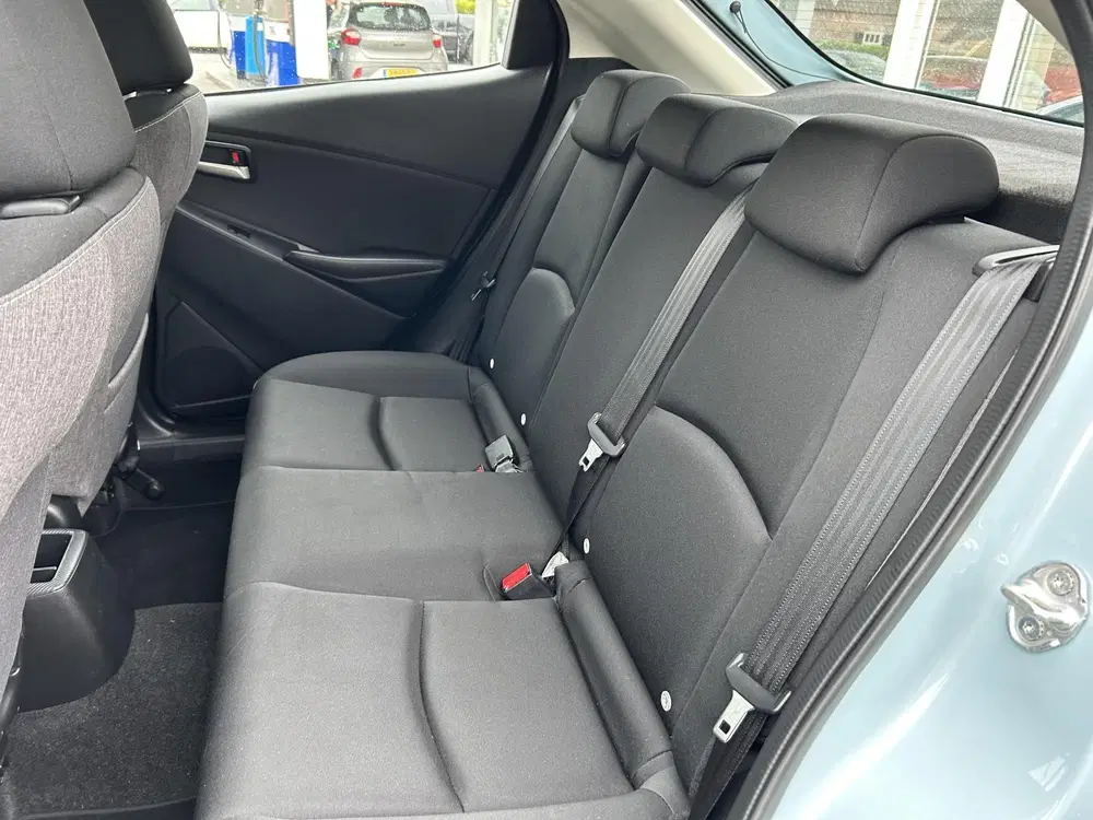 Mazda 2 1.5 e-SkyActiv-G 90 Centre-Line uit 2024, foto 9