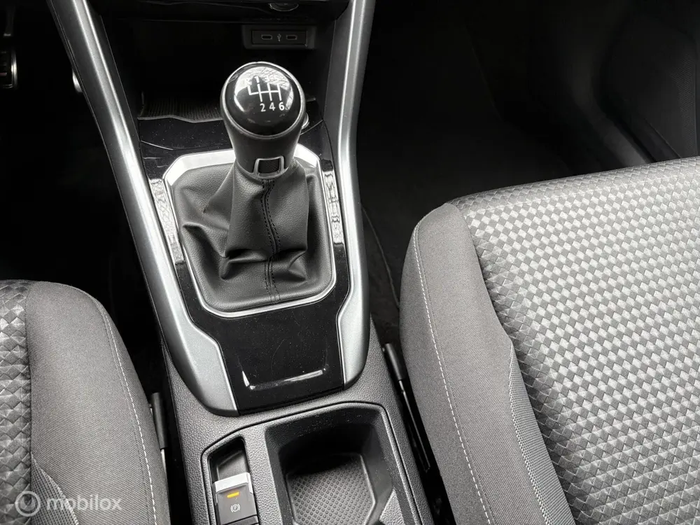 Volkswagen T-Roc 1.0 TSI Style Bns carplay stoelverwarming uit 2021, foto 17