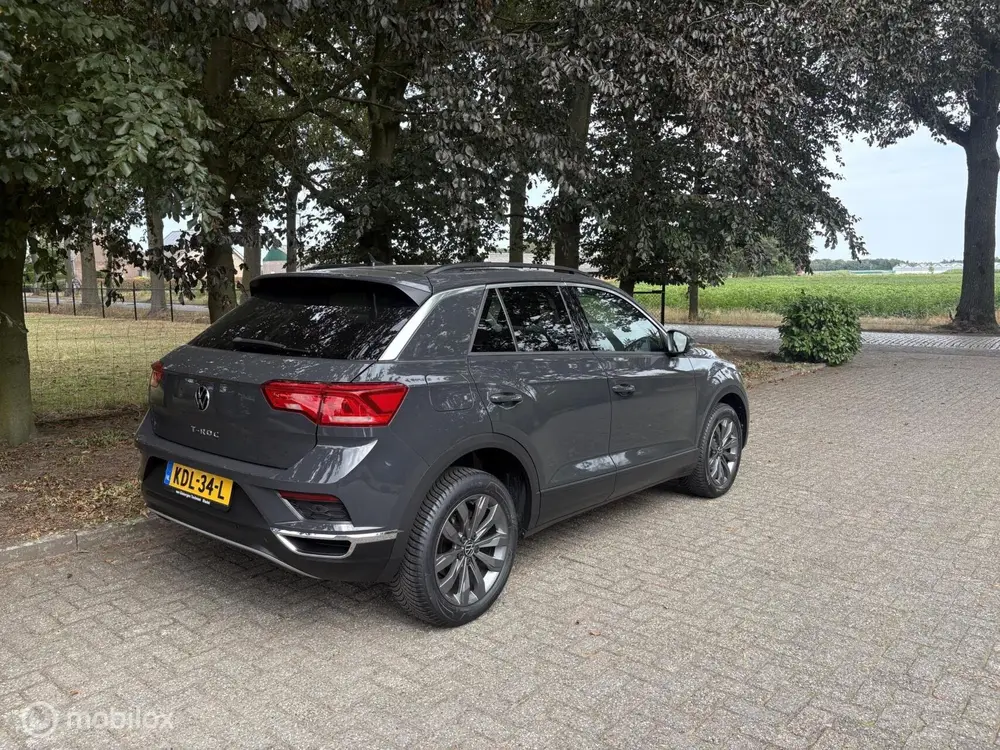 Volkswagen T-Roc 1.0 TSI Style Bns carplay stoelverwarming uit 2021, foto 4