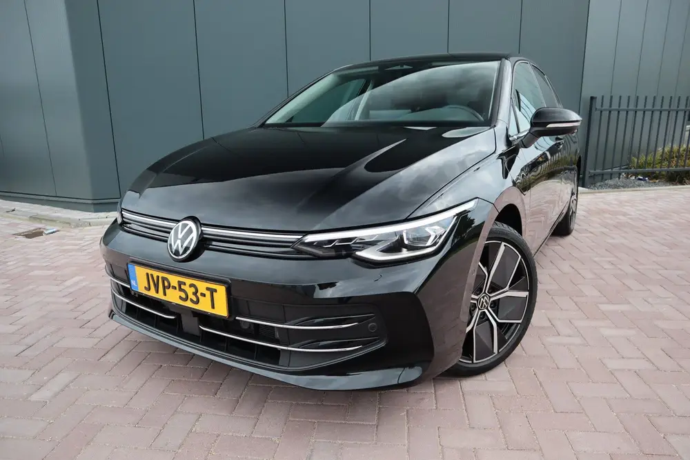 Volkswagen Golf 1.5 eHybrid Style Edition Automaat Matrix Ko uit 2026