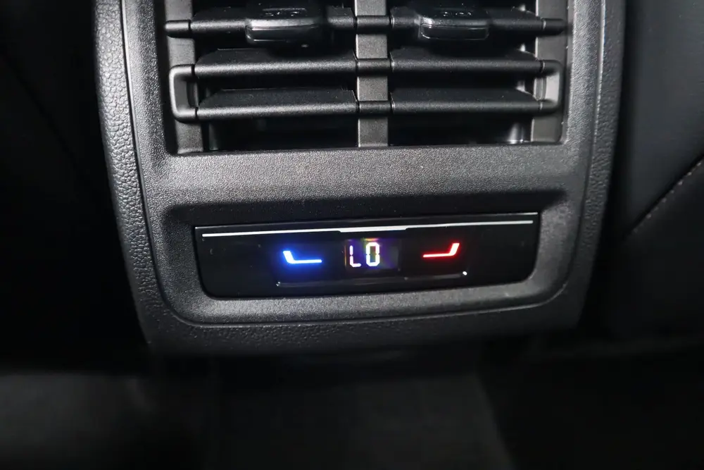 Volkswagen Golf 1.5 eHybrid Style Edition Automaat Matrix Ko uit 2026, foto 20