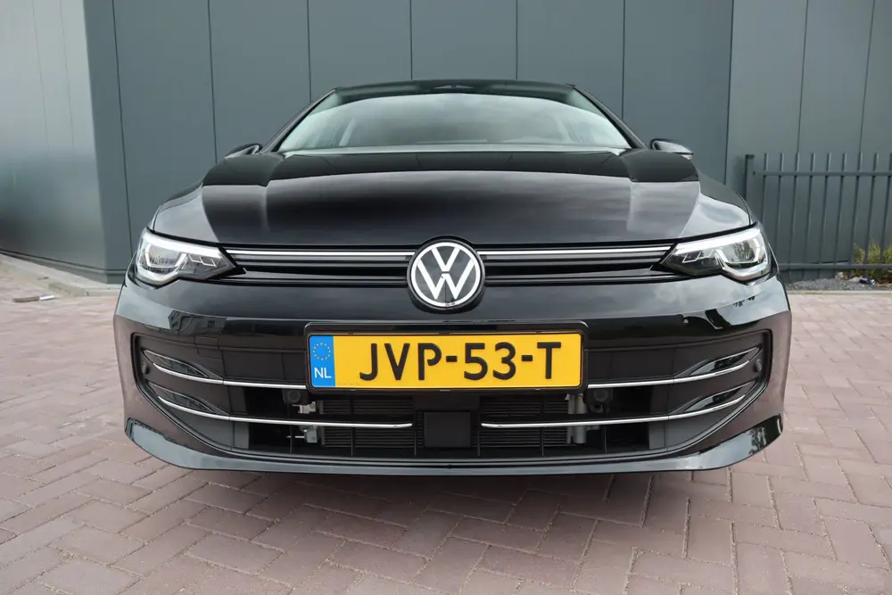 Volkswagen Golf 1.5 eHybrid Style Edition Automaat Matrix Ko uit 2026, foto 3