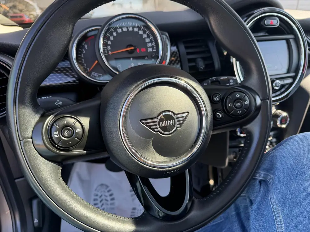 Mini Cooper S 2.0 Cooper S 60 Years Edition AUTOMAAT uit 2019, foto 18