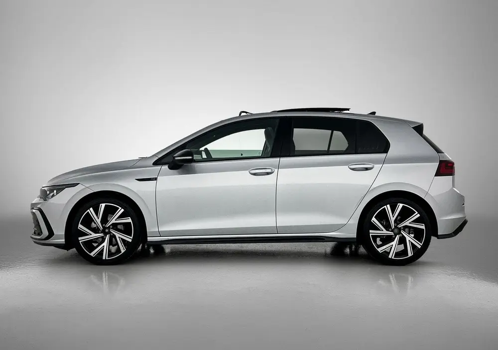 Volkswagen Golf 1.5 eTSI R-Line Business 150 PK | PANORAMADA uit 2024, foto 2