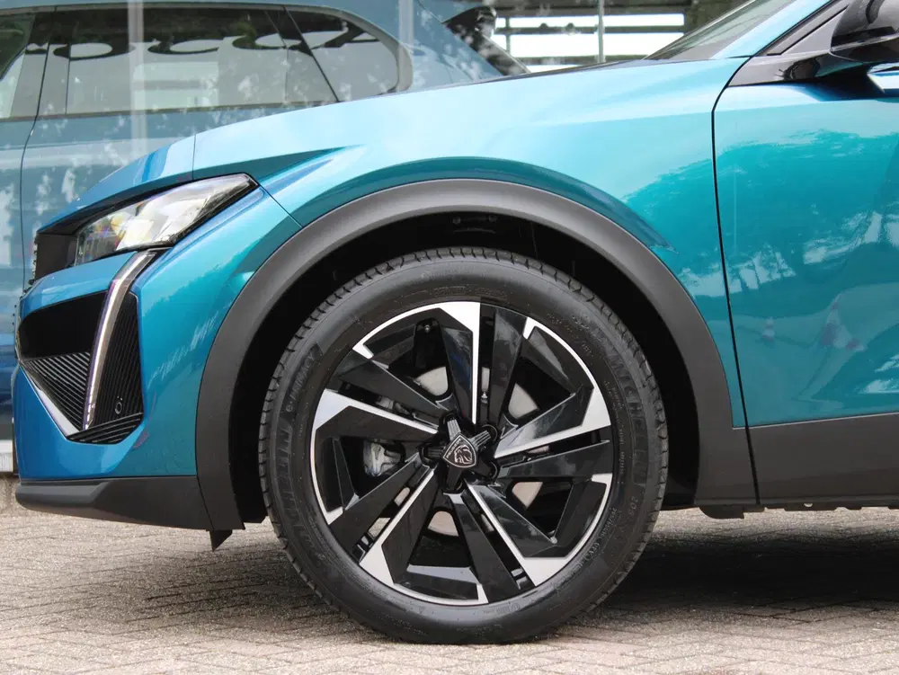 Peugeot 408 1.2 PT Allure Pack 130pk EAT8 Automaat uit 2024, foto 9