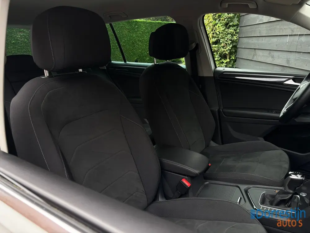Volkswagen Tiguan 1.4 TSI eHybrid Business+ | ACC | Camera | uit 2021, foto 11