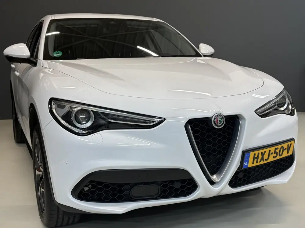 Alfa Romeo Stelvio 2.0 Turbo 280pk AWD Super Q4 Apple carpla uit 2019, foto 7
