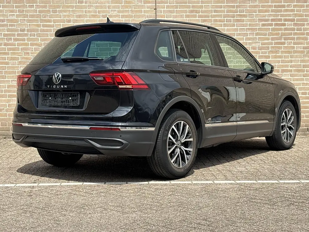 Volkswagen Tiguan 1.5 TSI Life Business | € 13.000,- NETTO uit 2021, foto 2