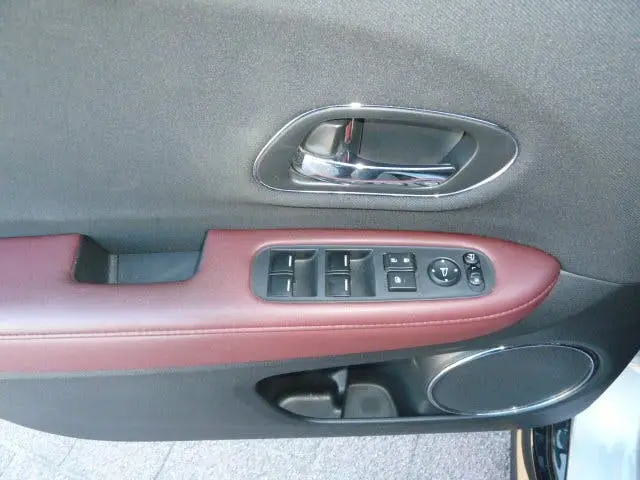 Honda Hr-V 1.5 i-VTEC CVT 182pk TURBO Sport NAV CAMERA PDC uit 2020, foto 11