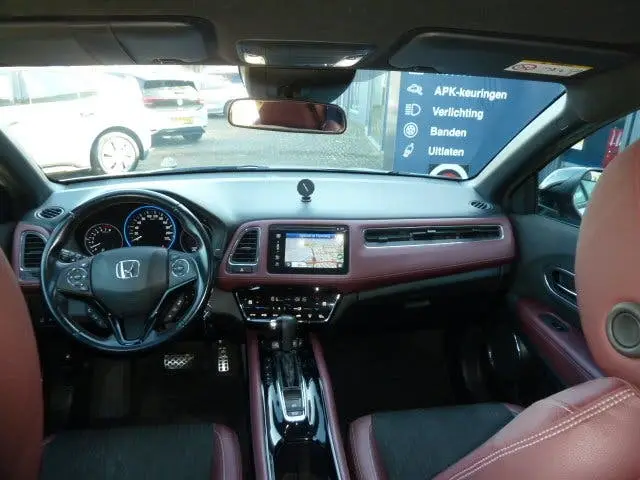 Honda Hr-V 1.5 i-VTEC CVT 182pk TURBO Sport NAV CAMERA PDC uit 2020, foto 14