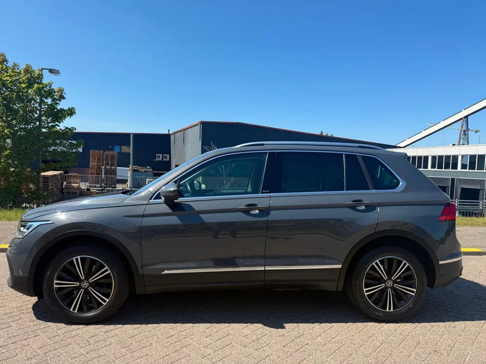 Volkswagen Tiguan 1.5 TSI Business_Line_AUTOMAAT_NAVI__ELEC uit 2023, foto 12